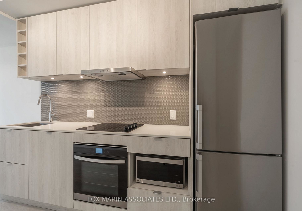 11-yorkville-avenue-toronto-ontario-c12384697