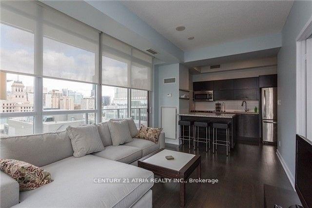 126-simcoe-street-toronto-ontario-c12384967