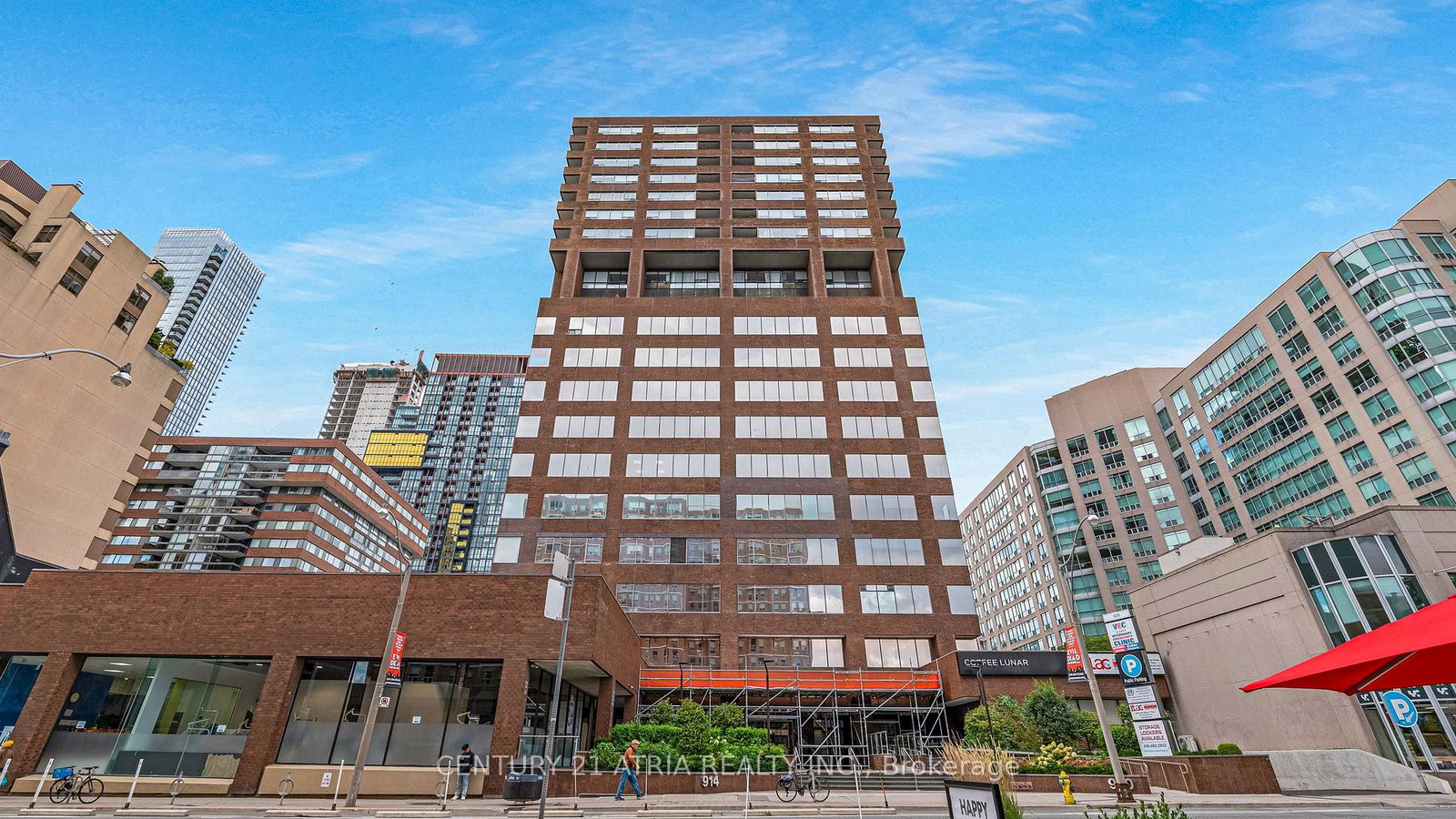 914-yonge-street-toronto-ontario-c12385046