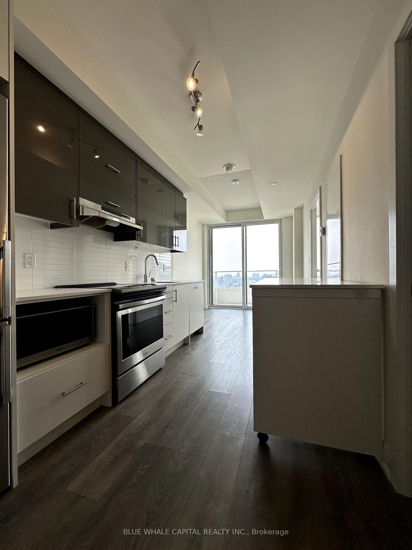 180-fairview-mall-drive-north-york-ontario-c12385200