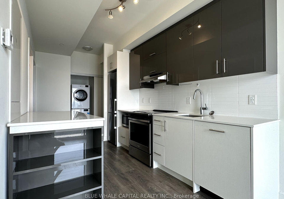 180-fairview-mall-drive-north-york-ontario-c12385200
