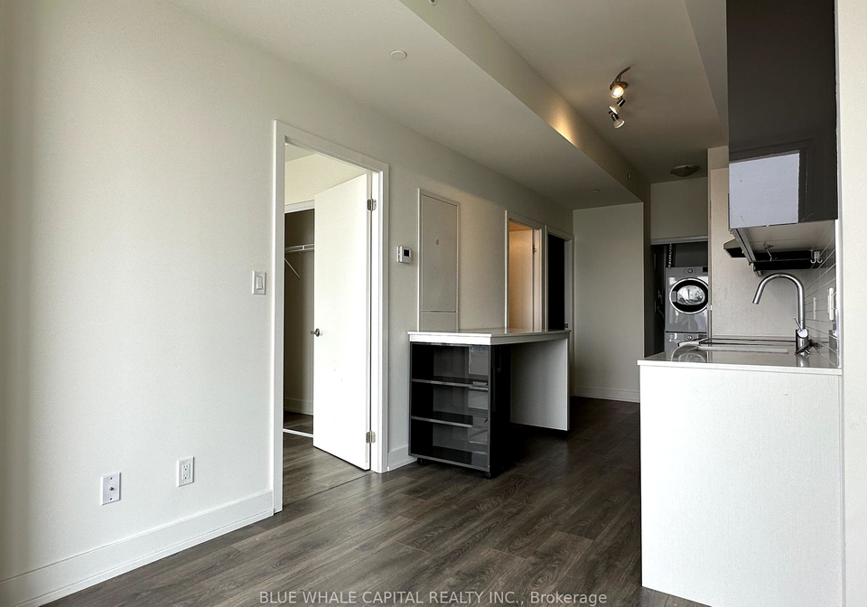 180-fairview-mall-drive-north-york-ontario-c12385200