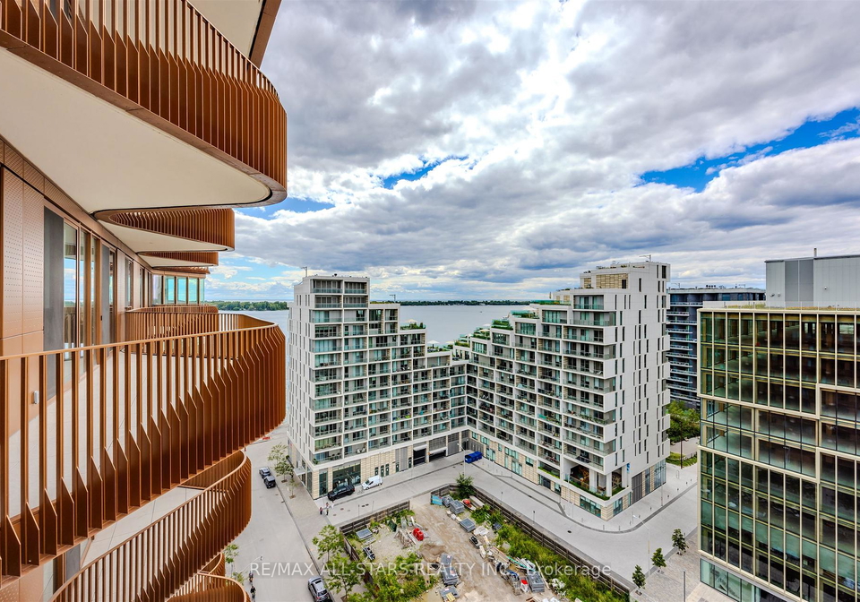 155-merchants-wharf-toronto-ontario-c12385375
