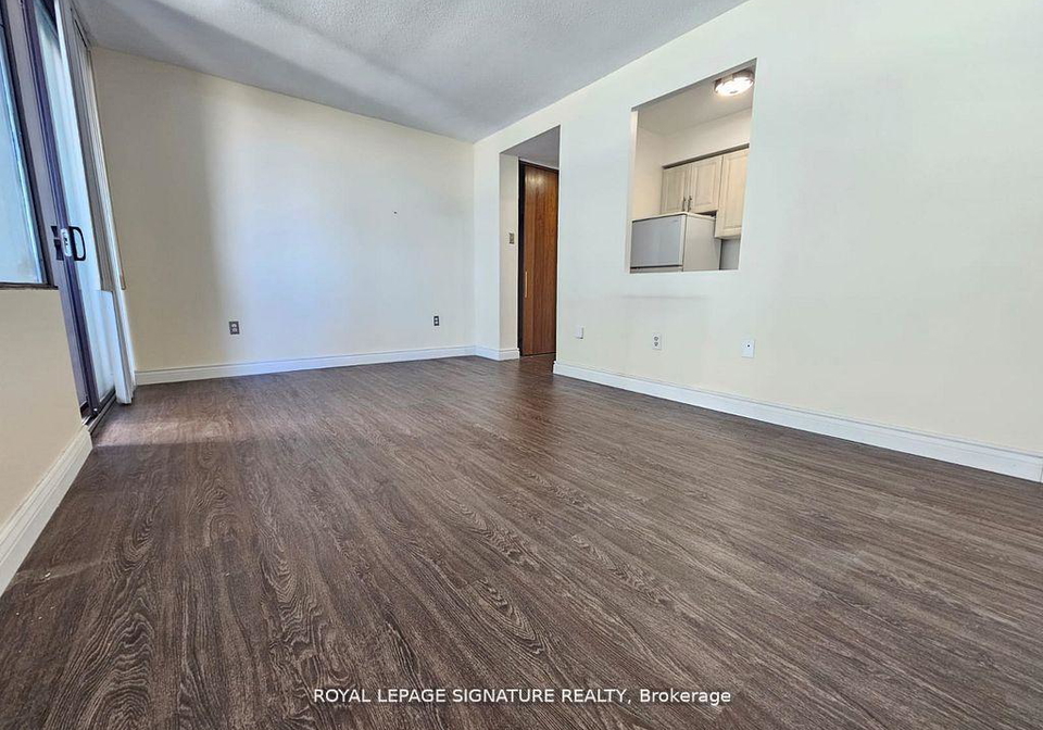 720-spadina-avenue-toronto-ontario-c12385474