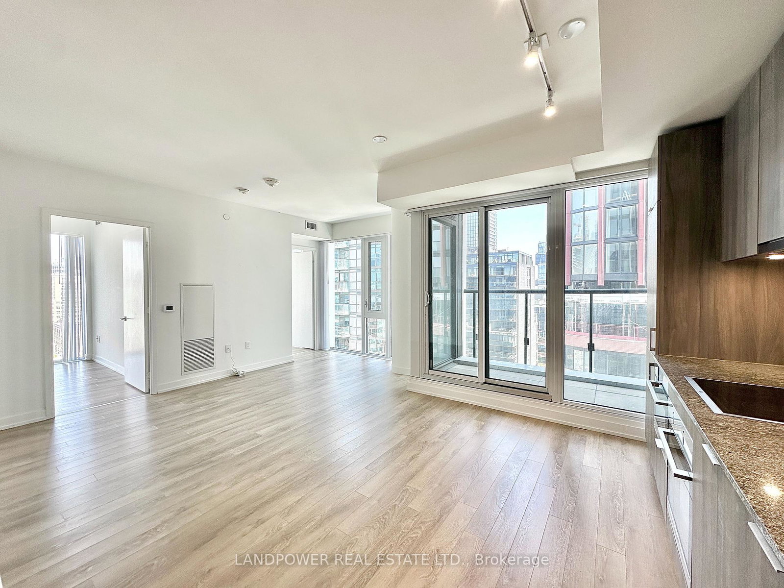 158-front-street-e-toronto-ontario-c12385478