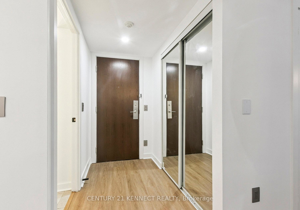 80-western-battery-road-toronto-ontario-c12385492