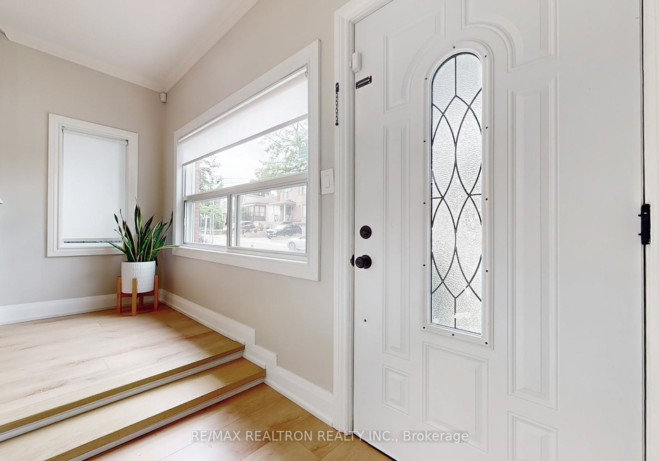 237-winnett-avenue-toronto-ontario-c12385598
