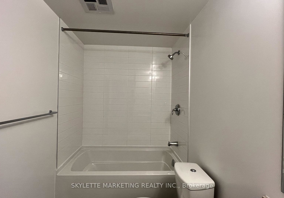 11-wellesley-street-w-toronto-ontario-c12385883