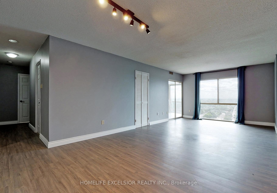 5460-yonge-street-toronto-ontario-c12385933