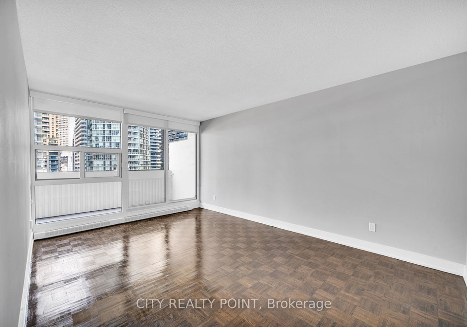33-isabella-street-toronto-ontario-c12385970