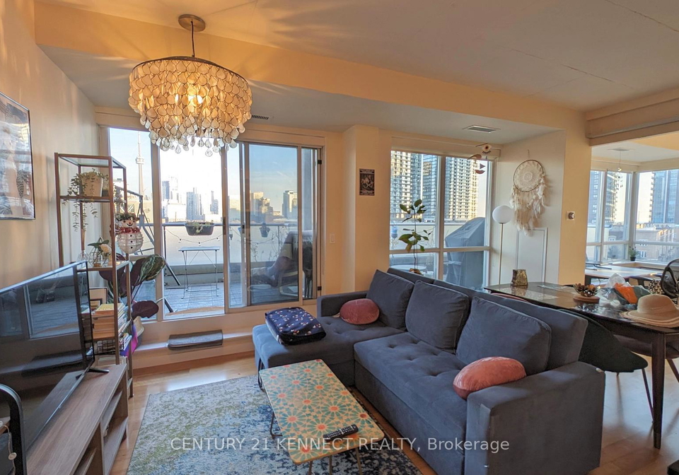 1-shaw-street-toronto-ontario-c12386066