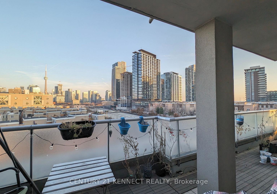 1-shaw-street-toronto-ontario-c12386066