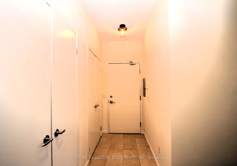 8-york-street-toronto-ontario-c12386263