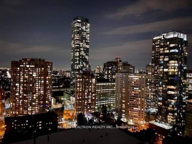 3-gloucester-street-toronto-ontario-c12386565