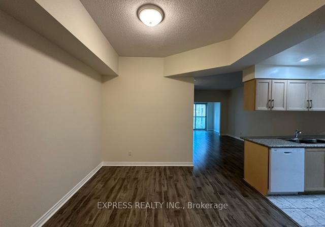 168-simcoe-street-toronto-ontario-c12386654