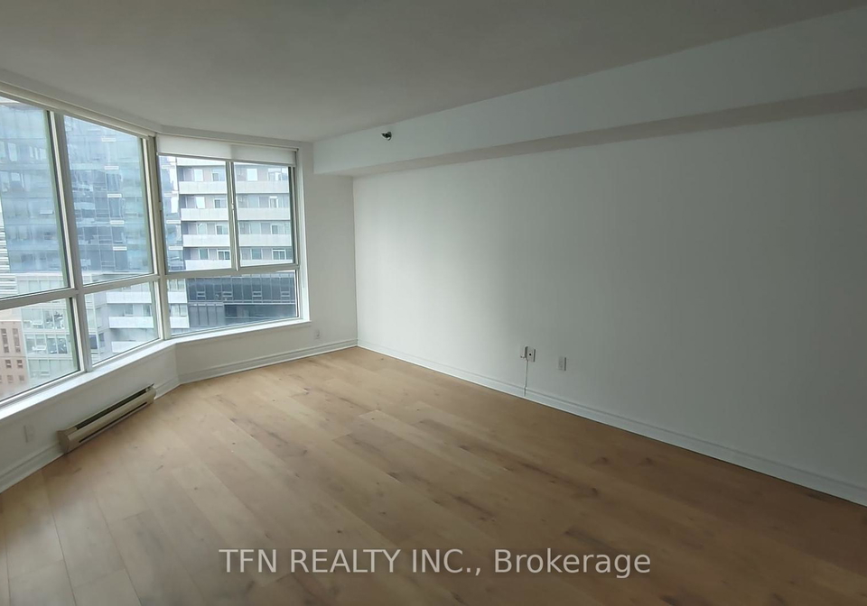 38-elm-street-toronto-ontario-c12386697