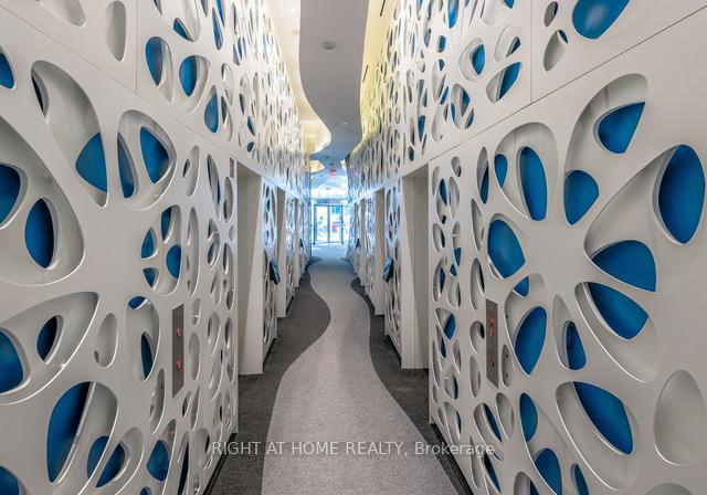 1-bloor-street-e-toronto-ontario-c12386702