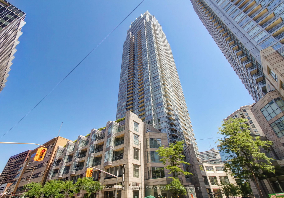 2191-yonge-street-toronto-ontario-c12386740