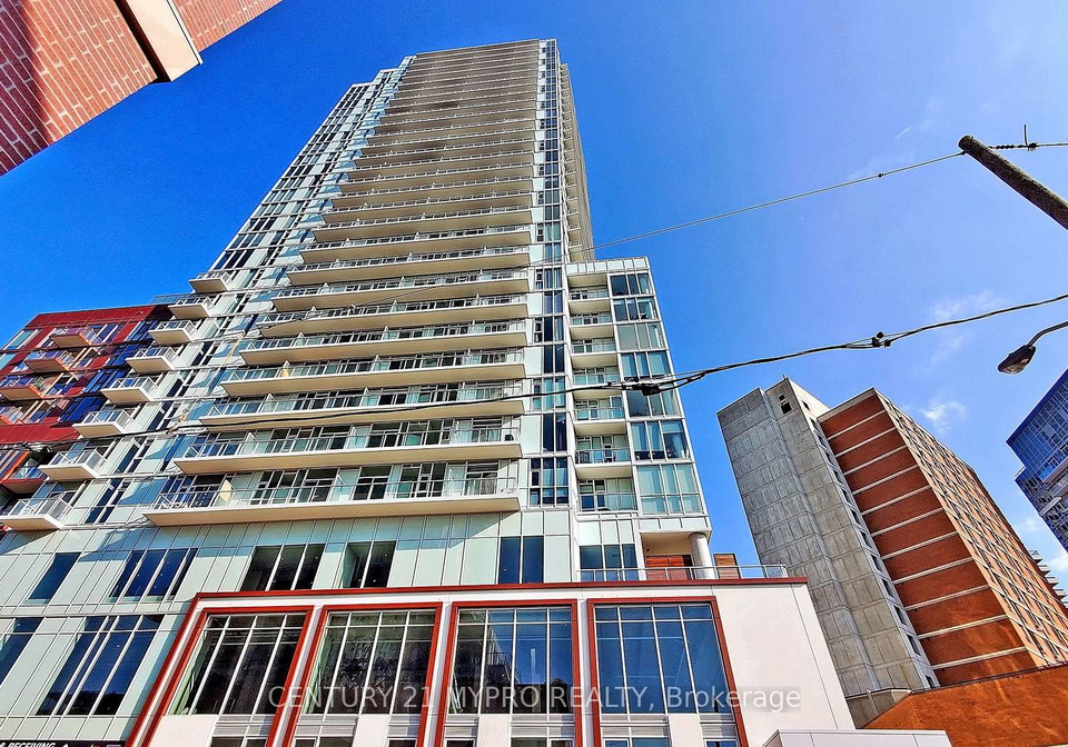 33-helendale-avenue-toronto-ontario-c12386768