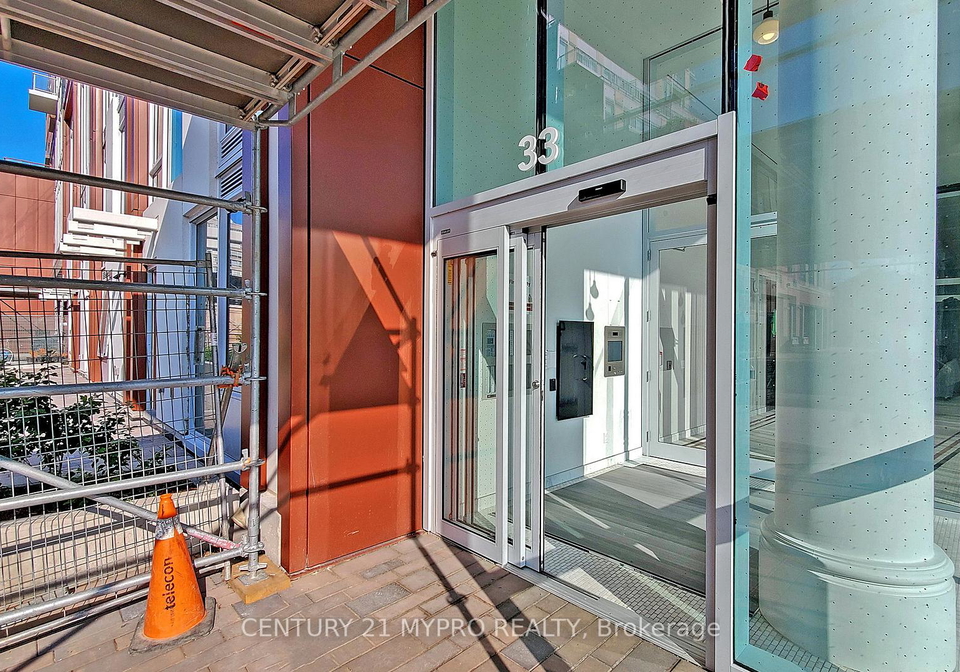 33-helendale-avenue-toronto-ontario-c12386768