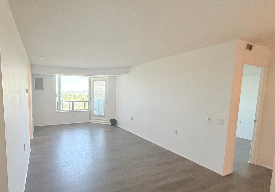 35-finch-avenue-e-north-york-ontario-c12386811