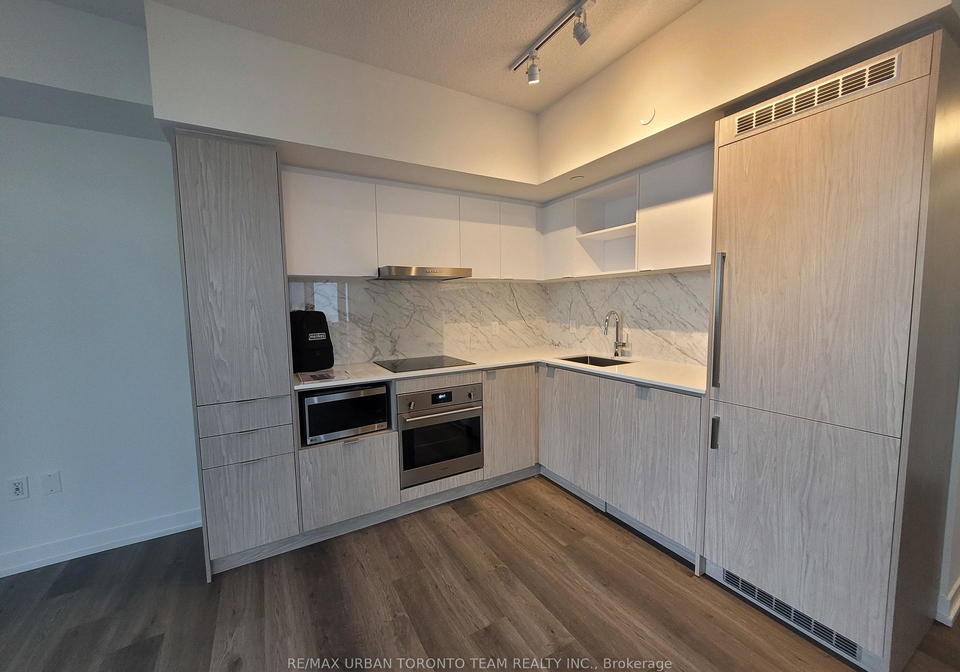 55-cooper-street-toronto-ontario-c12386892