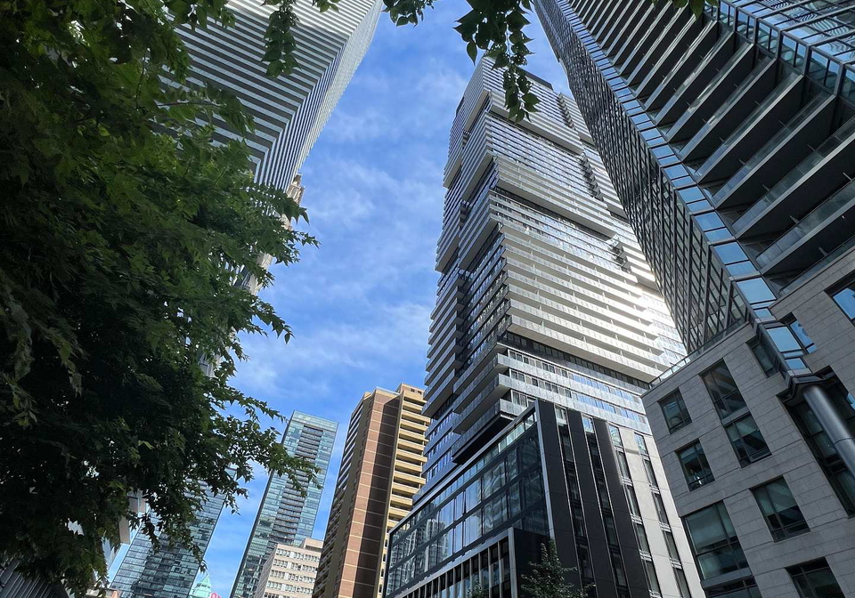 55-charles-street-e-toronto-ontario-c12387004