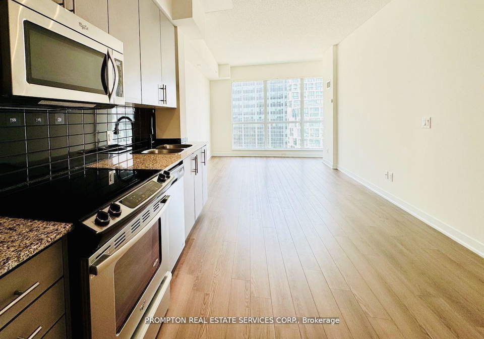 60-berwick-avenue-toronto-ontario-c12387096