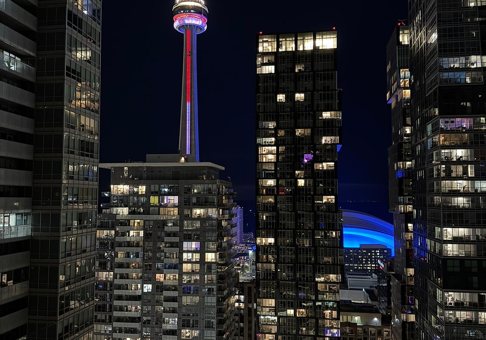 21-widmer-street-toronto-ontario-c12387301