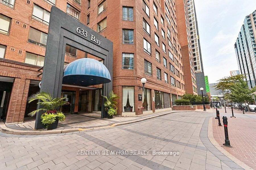 633-bay-street-toronto-ontario-c12387327