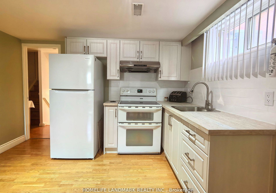 74-baroness-crescent-north-york-ontario-c12387443