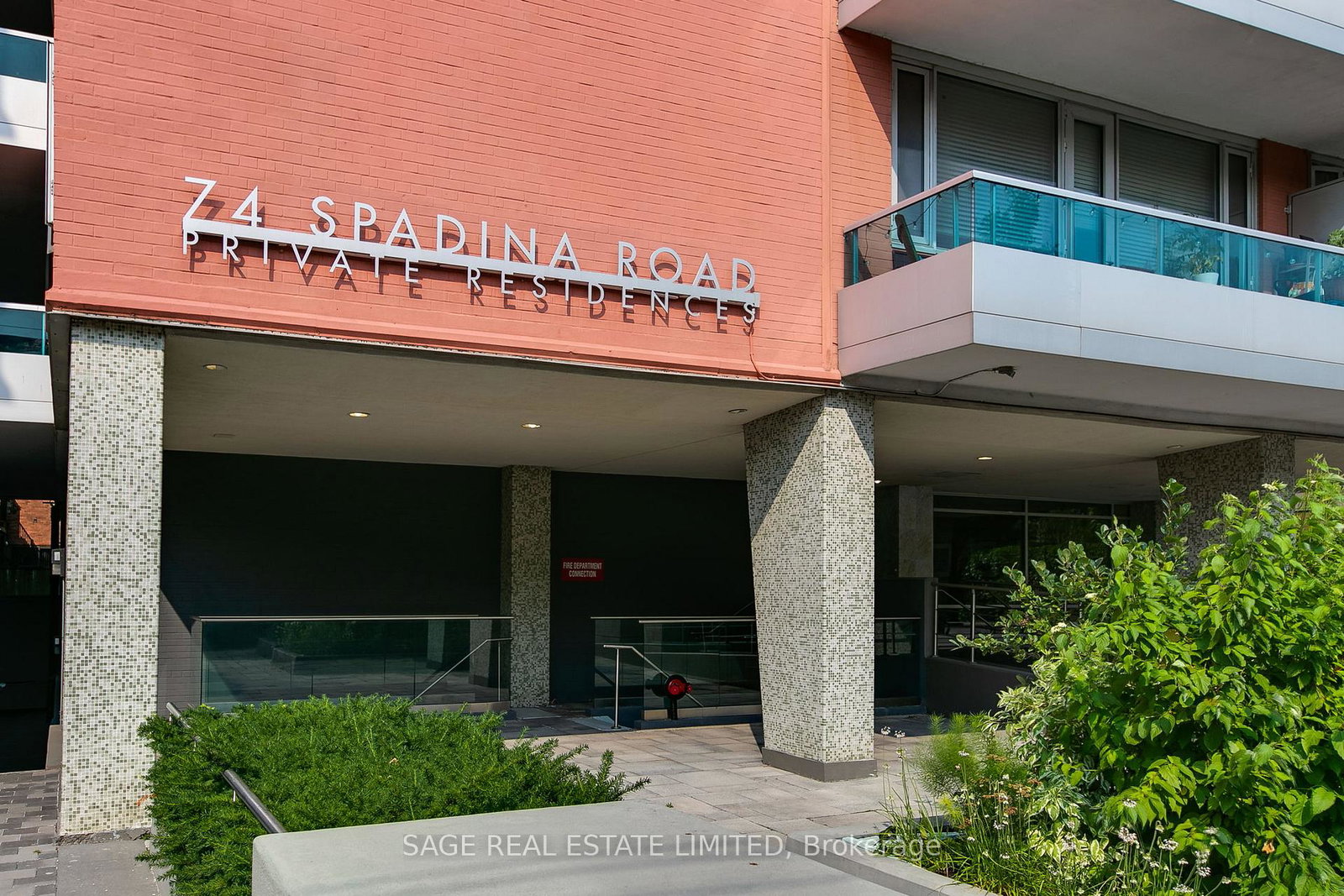 74-spadina-road-toronto-ontario-c12387494