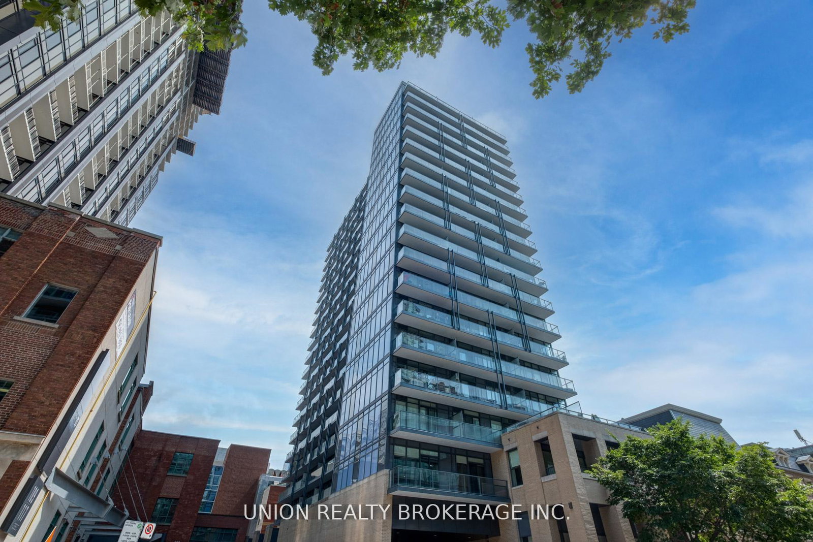 105-george-street-toronto-ontario-c12387877