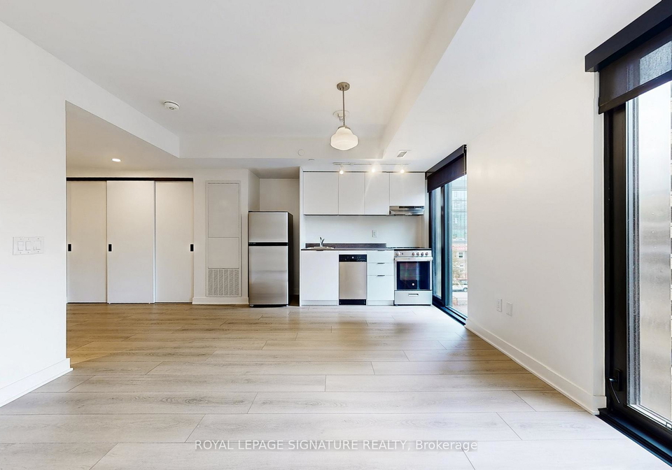 61-charles-street-e-toronto-ontario-c12387963