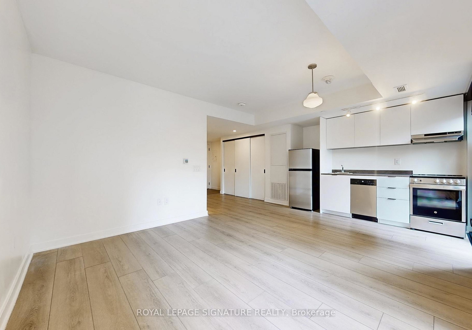 61-charles-street-e-toronto-ontario-c12387963