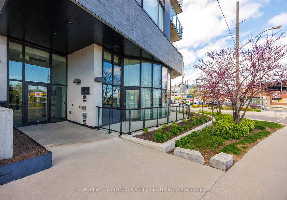 25-malcolm-road-east-york-ontario-c12388014