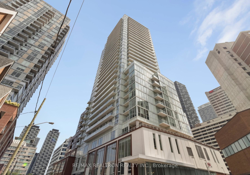 33-helendale-avenue-toronto-ontario-c12388044