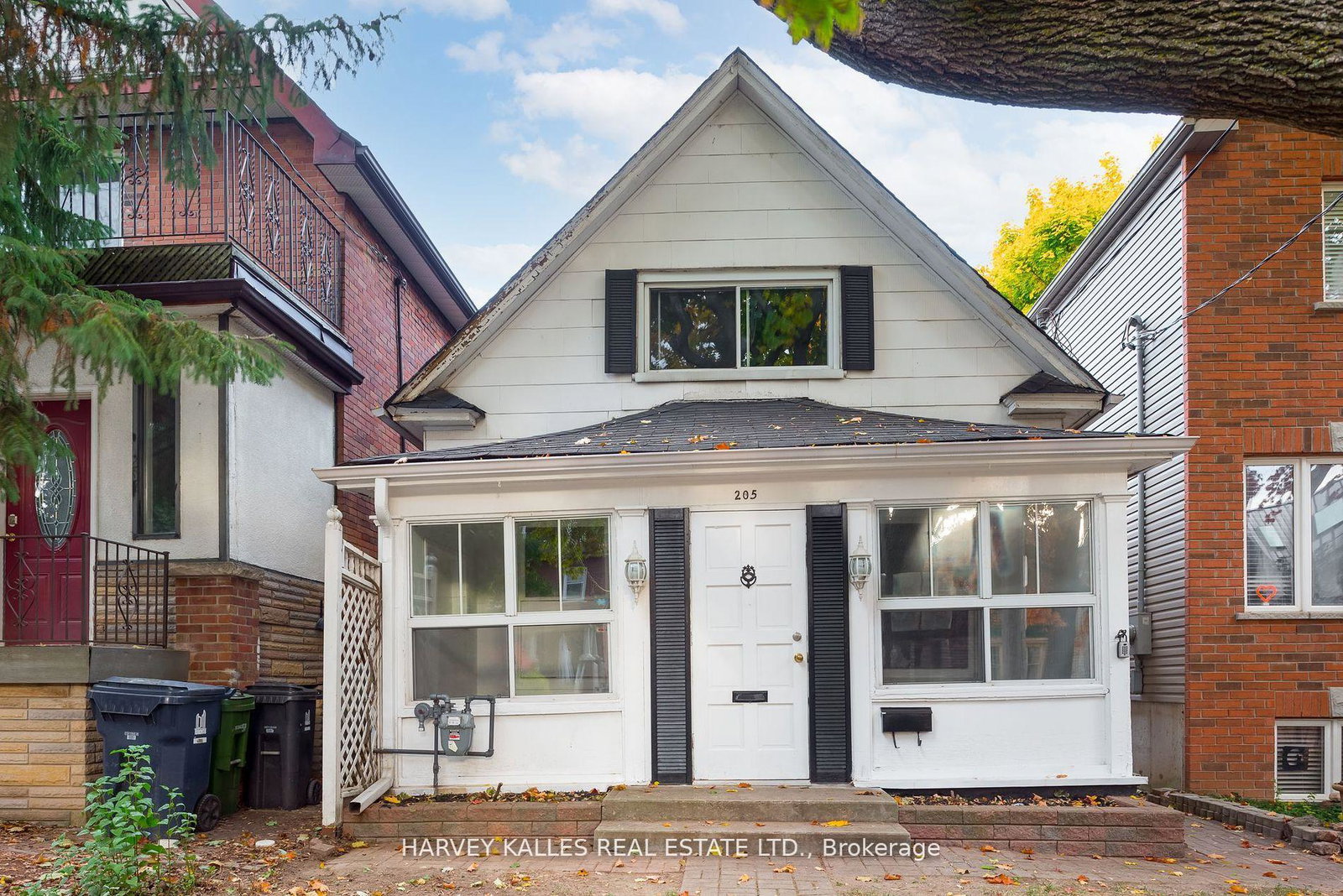 205-wychwood-avenue-toronto-ontario-c12388111