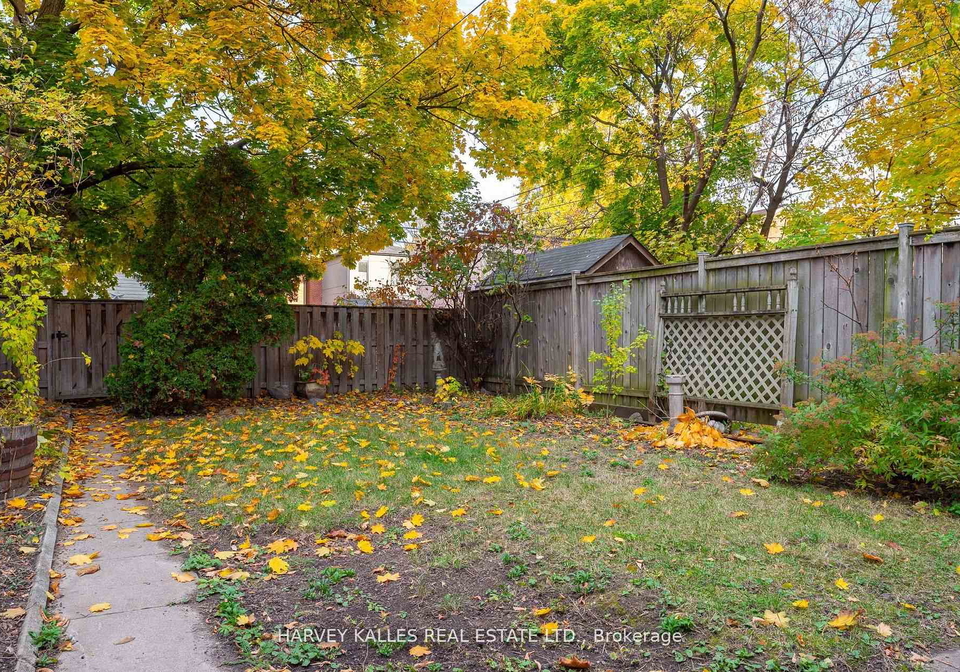 205-wychwood-avenue-toronto-ontario-c12388111
