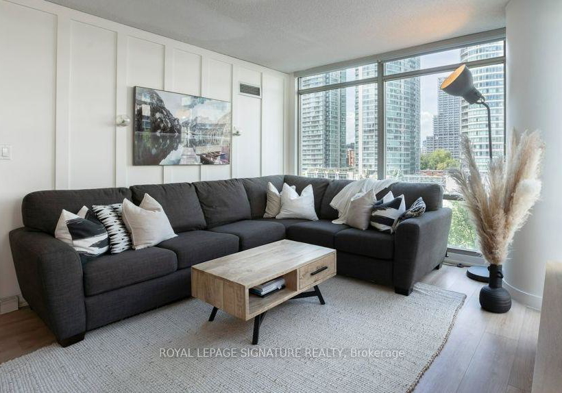 81-navy-wharf-court-toronto-ontario-c12388116