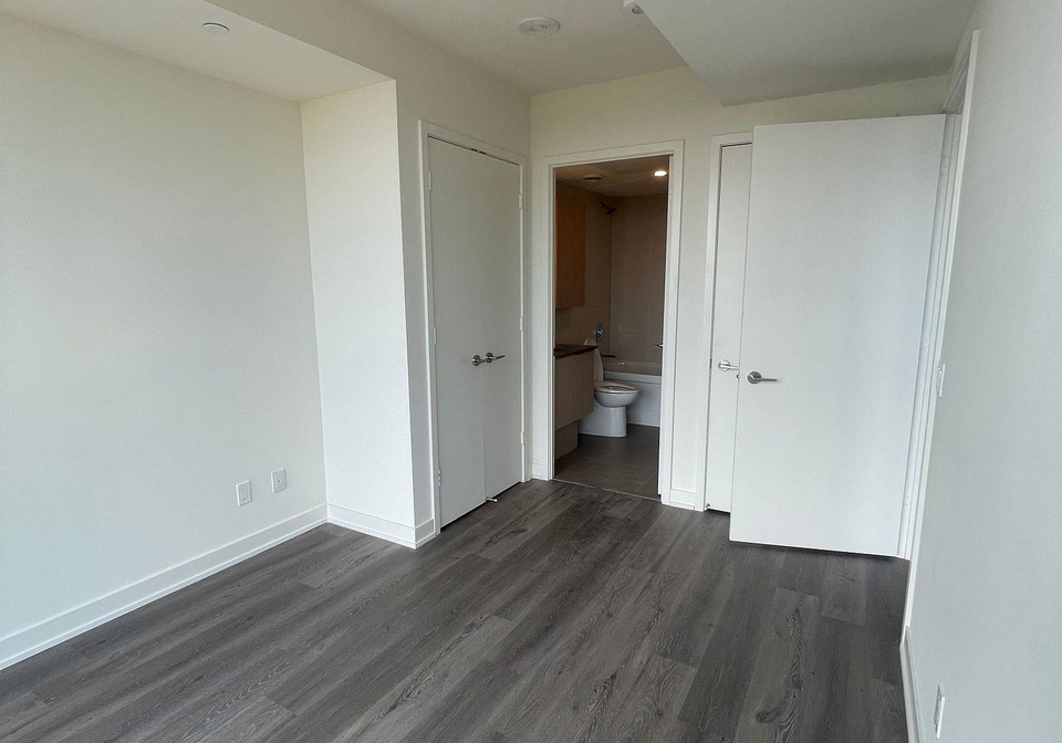 10-deerlick-court-north-york-ontario-c12388259