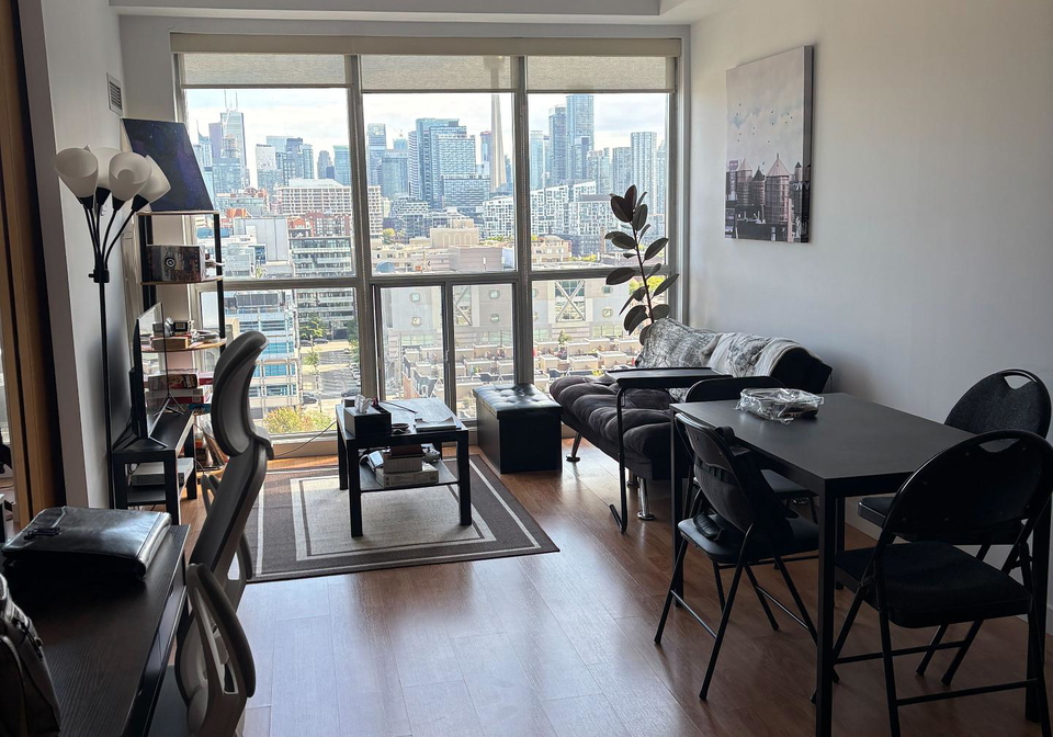 1-shaw-street-toronto-ontario-c12388367