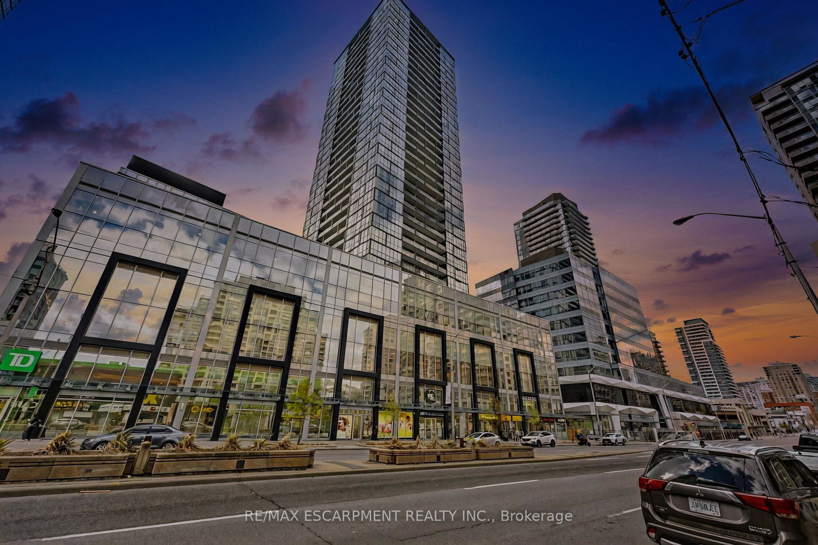 5180-yonge-street-toronto-ontario-c12388383