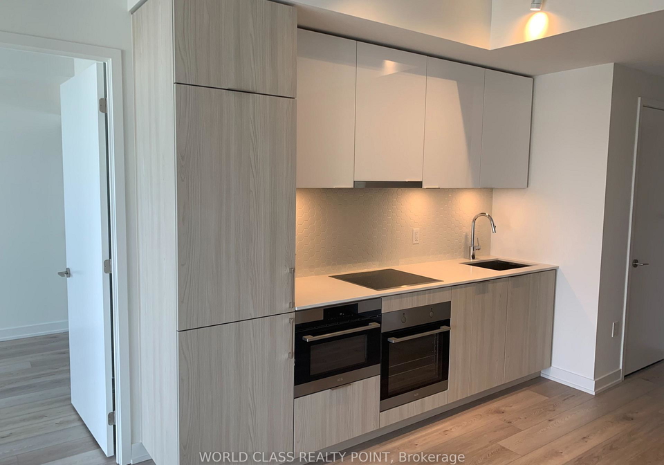 15-queens-quay-e-toronto-ontario-c12388441