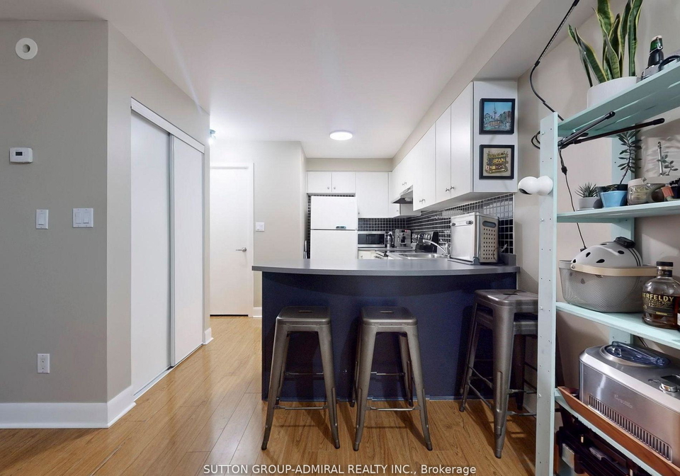 415-jarvis-street-toronto-ontario-c12388485