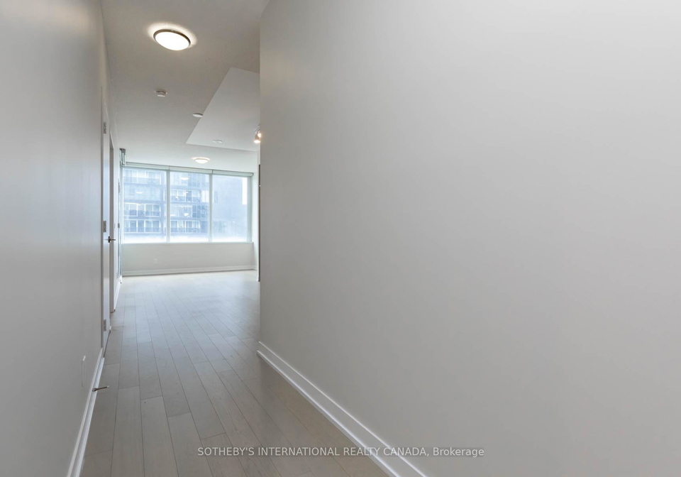 120-bayview-avenue-toronto-ontario-c12388543