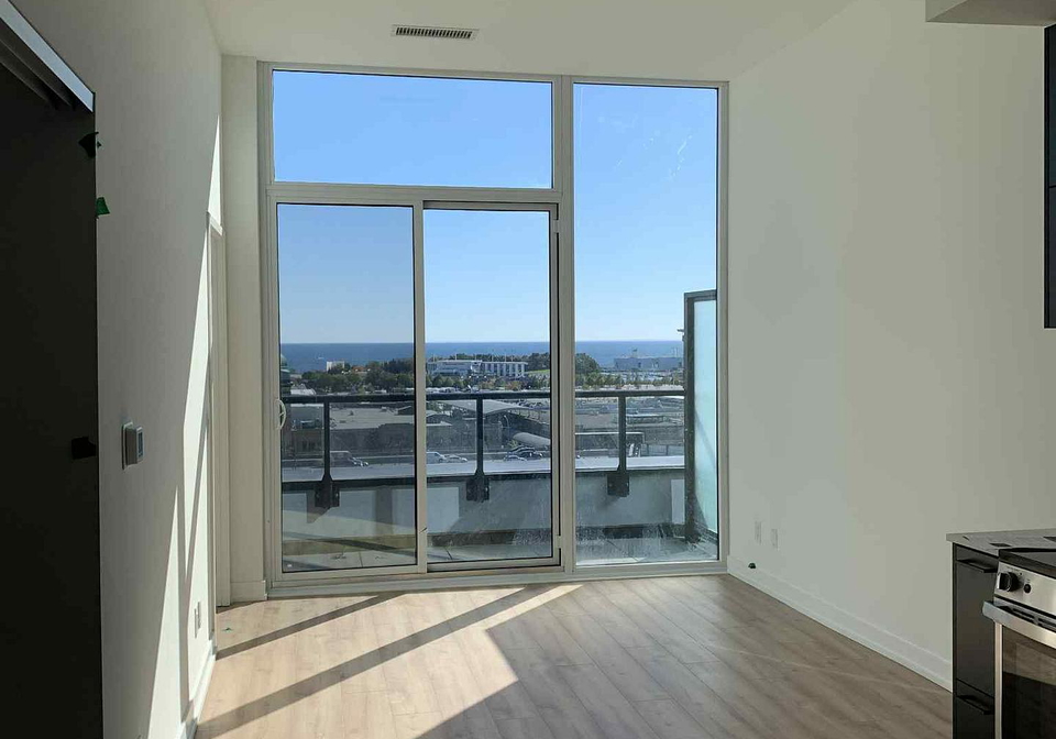 135-east-liberty-street-toronto-ontario-c12388560