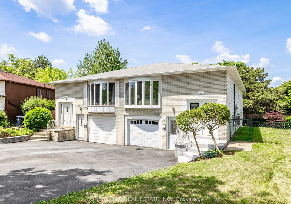 27-apache-trail-north-york-ontario-c12388589