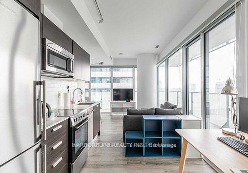 42-charles-street-e-toronto-ontario-c12388599