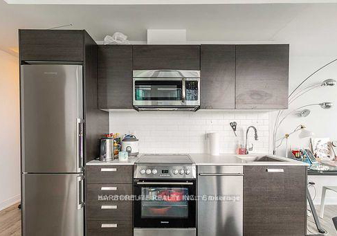 42-charles-street-e-toronto-ontario-c12388599